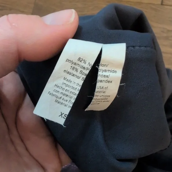 Beyond Yoga Spot On High Waisted Metallic Polka Dot Leggings Size XS - Picture 8 of 9